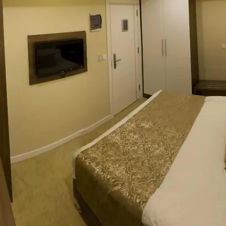 Hotel Aygoren 3*